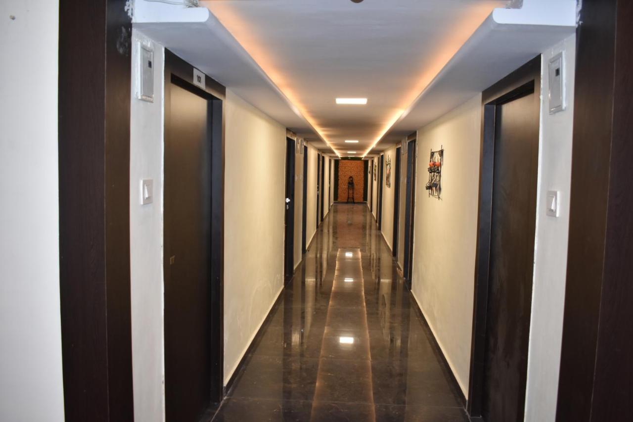 מטורה Hotel Shagun Residency מראה חיצוני תמונה